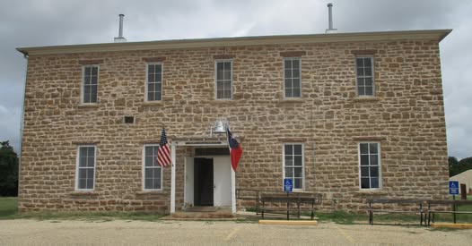 front view of willow city school